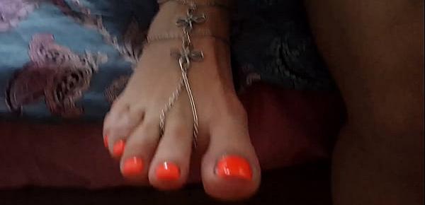  sexy wiggle toes